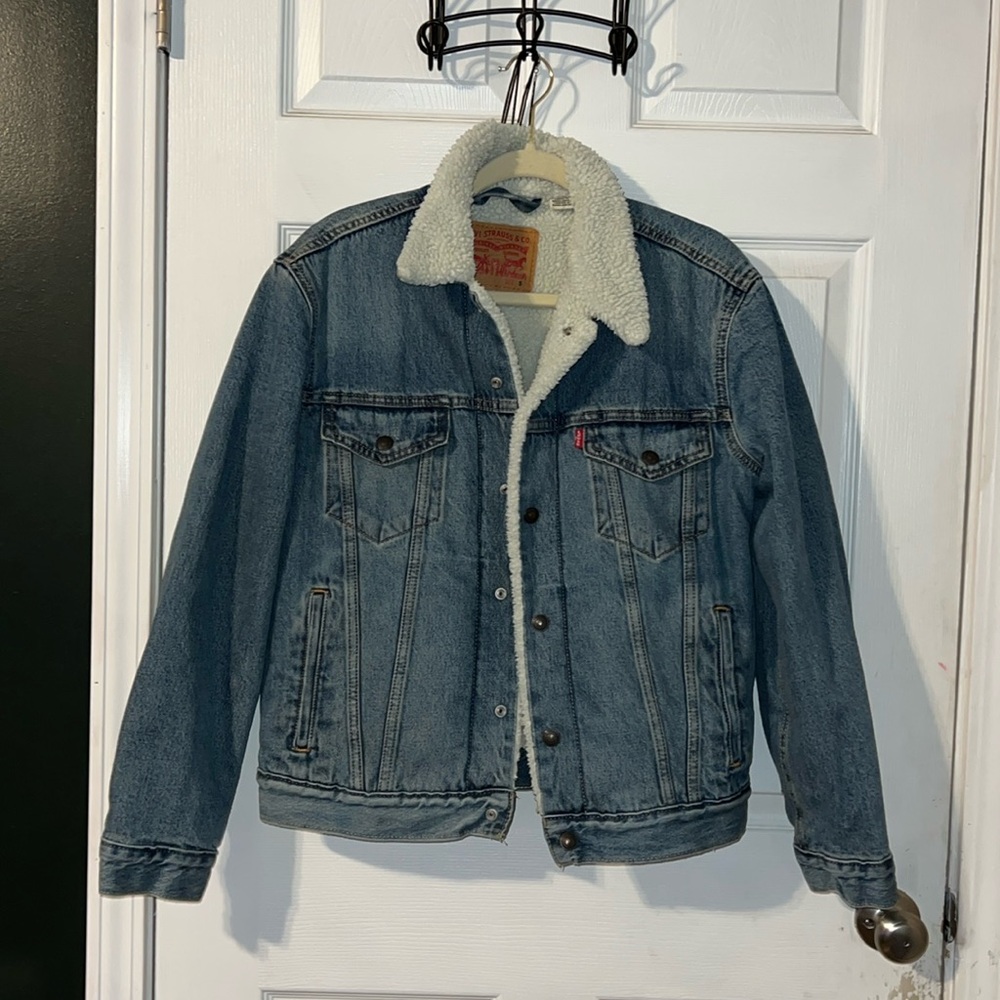 Levi’s fur lined denim jacket